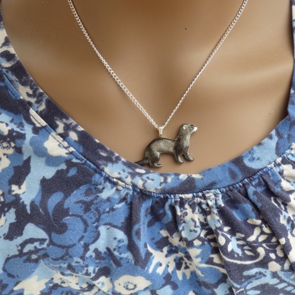 Black Sable Ferret Necklace 739 - Picture 3 of 9